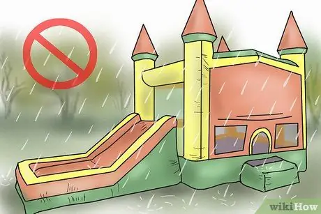 Обеспечьте безопасность детей в домах для прыжков, шаг 16