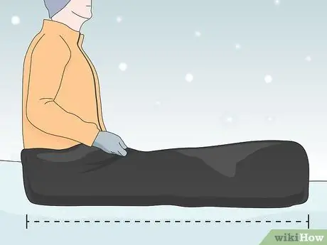 Катайтесь на санях с мешком для мусора Шаг 2