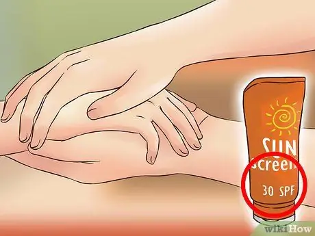 Обеспечьте безопасность детей во время катания на санках Шаг 16