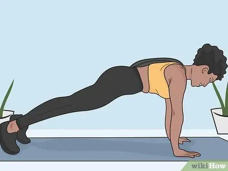 Выполняйте отжимания в одиночку, шаг 08