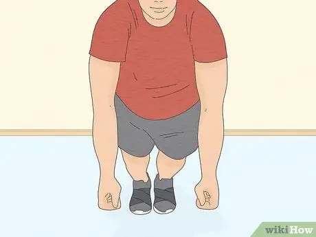 Выполняйте отжимания на костяшках пальцев, шаг 9