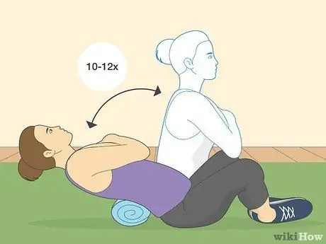 Сделайте бабочку, присядьте, шаг 6