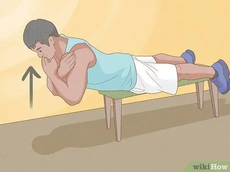 Сделайте гиперэкстензию дома Шаг 4