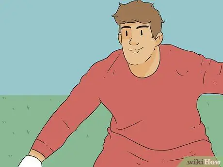 Поймать футбол Шаг 1