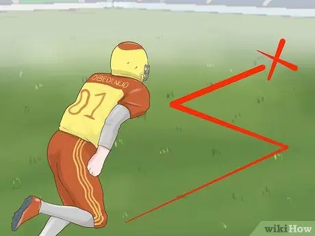 Играйте тайтово в футбольной команде Шаг 8