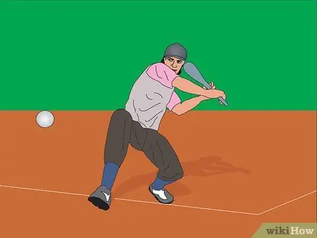 Сыграйте в первую базу в софтболе с медленным шагом, шаг 6