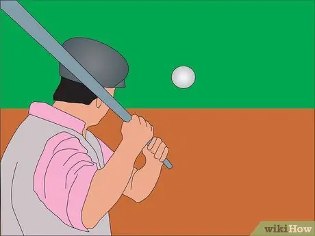 Сыграйте в первую базу в софтболе на медленном поле, шаг 7