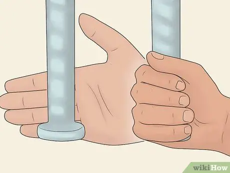 Захватите биту для софтбола Шаг 6