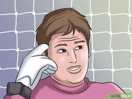 Сделайте хороший сейв в футбол, шаг 7