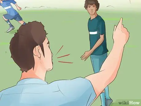 Создайте футбольную команду Шаг 10