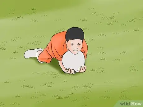 Научите детей футболу, шаг 4