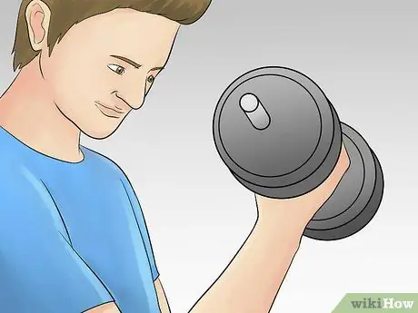 Играть в футбол в помещении Шаг 15