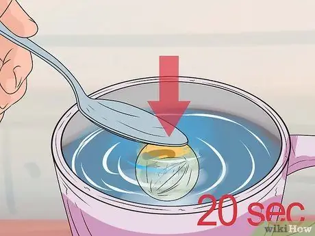 Починить помятый мяч для пинг-понга Шаг 3