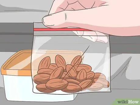 Выберите здоровые закуски в аэропорту Шаг 5