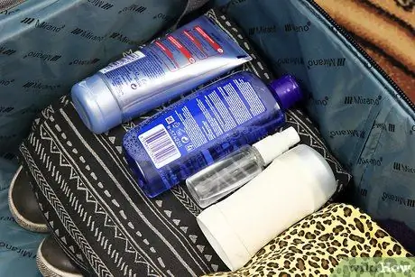 Соберите чемодан на 7-дневный отпуск за границей Шаг 4