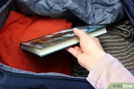 Упакуйте чемодан на 7-дневный отпуск за границей Шаг 7