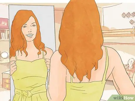 Флирт с использованием языка тела (девушки), шаг 10