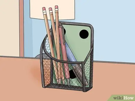 Организуйте свой шкафчик в средней школе (девочки) Шаг 3