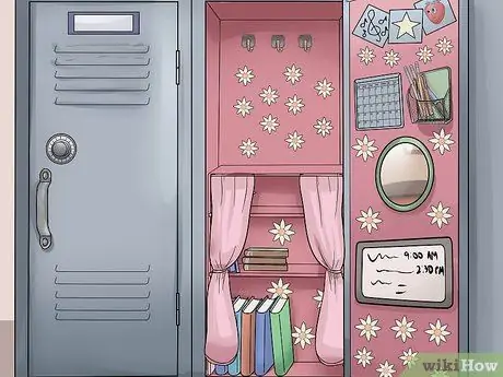 Организуйте свой шкафчик в средней школе (девочки) Шаг 6