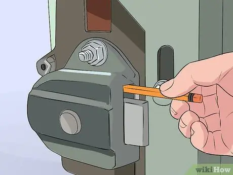 Установка шкафчика, шаг 12