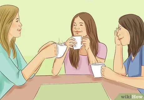 Будьте веселым человеком, с которым можно пообщаться, шаг 10