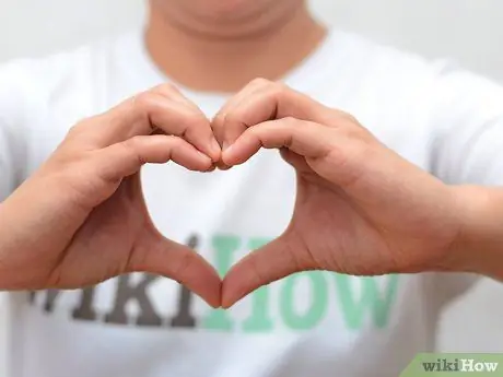 Заставьте своего лучшего друга забыть о своей любви и влюбиться в вас (для девочек-подростков) Шаг 2