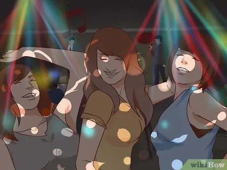 Никогда не заканчивайте развлечения с друзьями-девочками-подростками Шаг 5