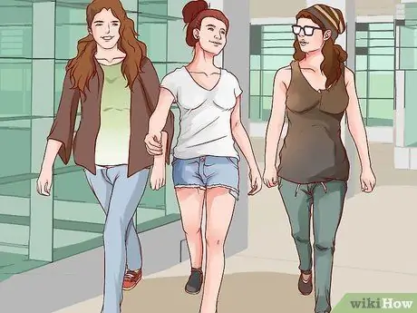 Никогда не заканчивайте развлечения с друзьями-девочками-подростками Шаг 3