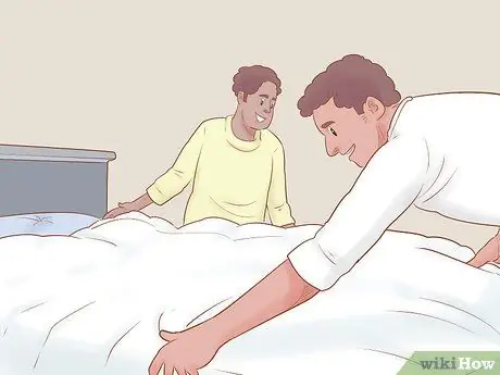 Гулять с друзьями школьной ночью Шаг 18