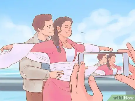 Гулять с друзьями школьным вечером Шаг 3