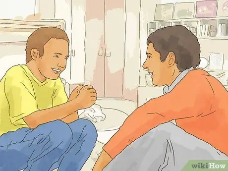 Разбирайтесь с нечувствительными замечаниями друзей Шаг 11