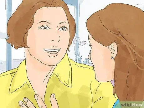 Скажите близкому другу, что чувствуете себя преданным или забытым Шаг 8