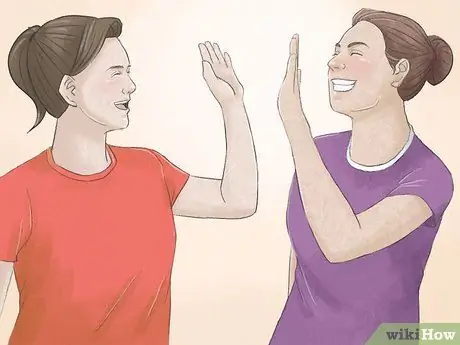 Убедите родителей отпустить вас и ваших друзей Шаг 10