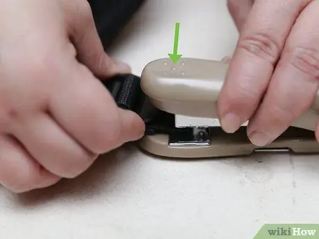 Укоротите лямки рюкзака, шаг 7