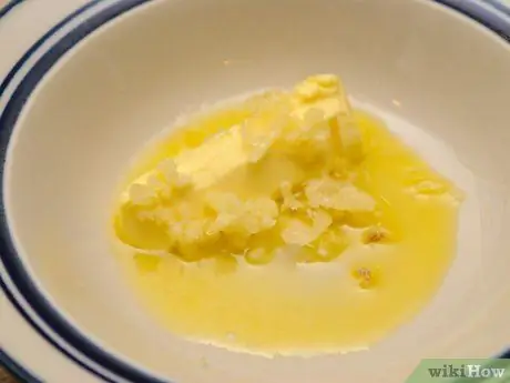 Приготовить сырно-чесночный хлеб, шаг 4