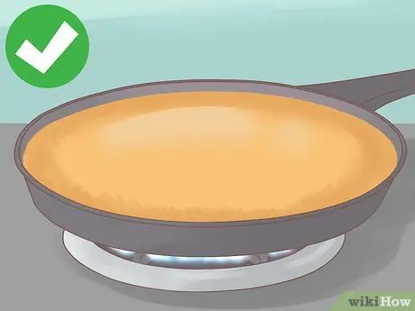 Не допускайте рассыпания кукурузного хлеба Шаг 4