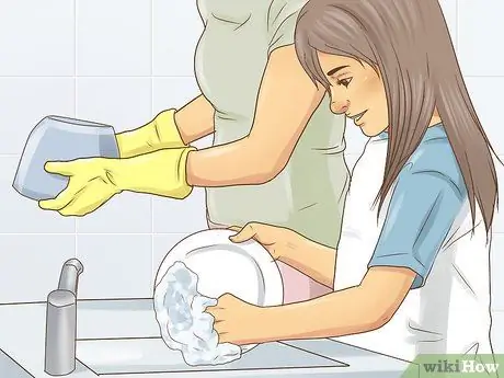 Заставьте родителей отпустить вас на ночевку Шаг 1