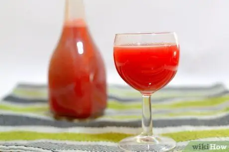 Сделать финальное вино из клубники