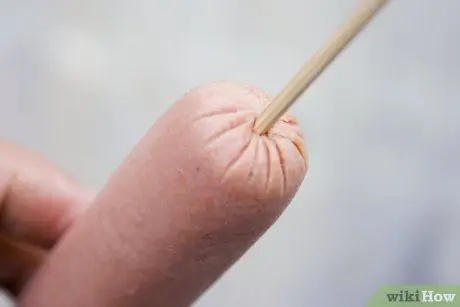 Сделайте кукурузных собак в американском стиле, шаг 2