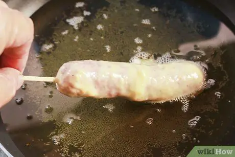 Сделайте кукурузных собачек в американском стиле Шаг 7