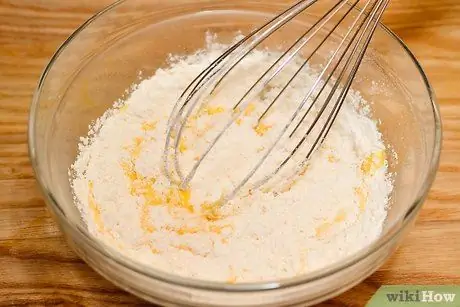 Приготовьте Snickerdoodles из смеси для сахарного печенья, шаг 4