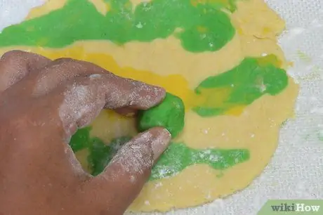 Приготовить мраморное сахарное печенье Шаг 9