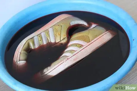 Красить кроссовки Step 13