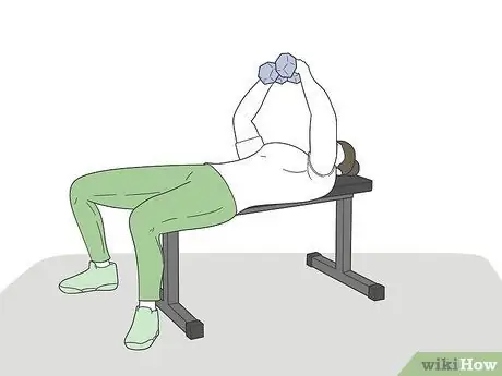 Выполняйте полет с гантелями, шаг 5