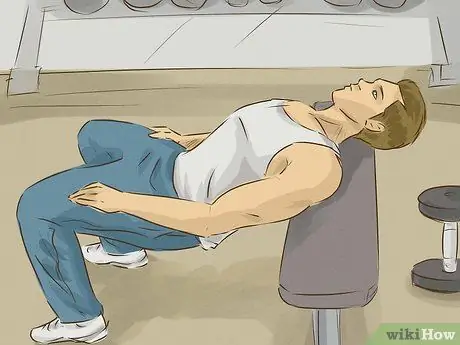 Сделайте пуловер с гантелями, шаг 3