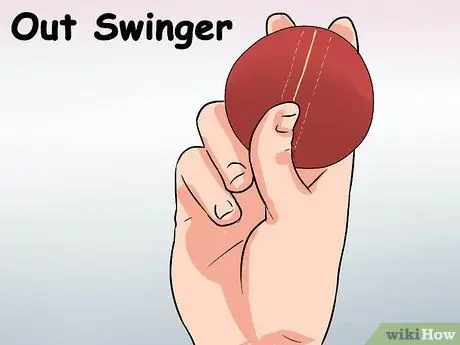 Сшейте мяч для крикета Шаг 10