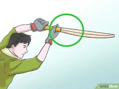 Выберите биту для крикета Шаг 11