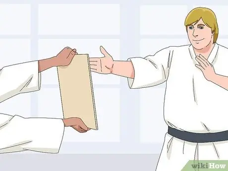 Разбивайте доски голыми руками Шаг 7