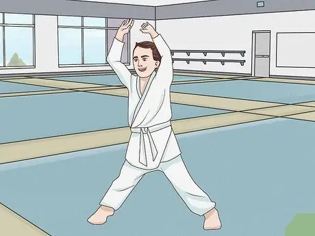 Обучение малышей боевым искусствам Шаг 6