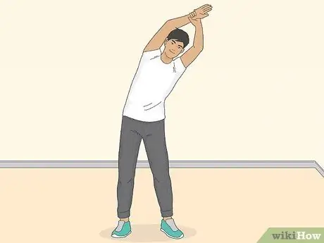 Сделайте отжимания от бедра, шаг 13